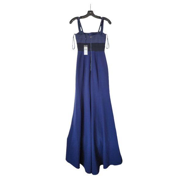 BCBGMaxAzria - Picture 7 of 11